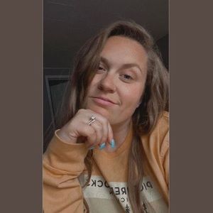 Meet your Posher, Sabrina